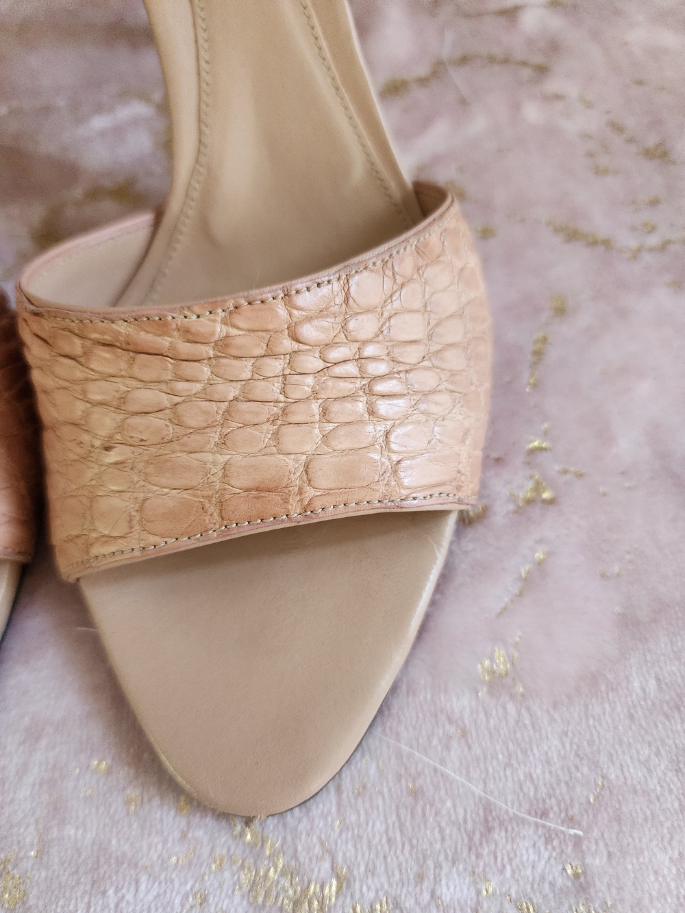GUCCI |Tom Ford Era Croc Embossed Leather Mule Heels - Picture 10 of 17